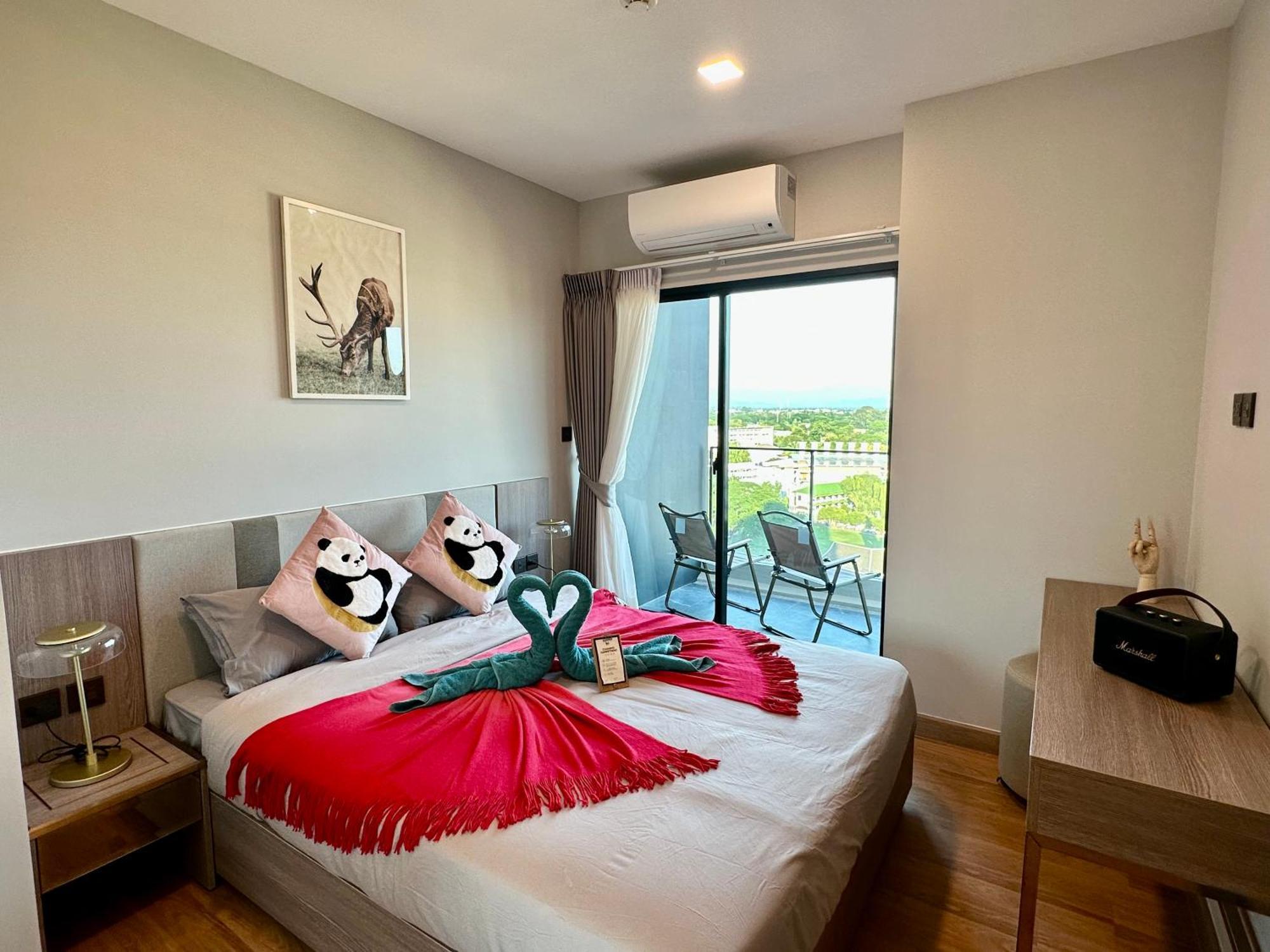 Astra Sky River Paronama Pool Luxury Changklan Apartamento