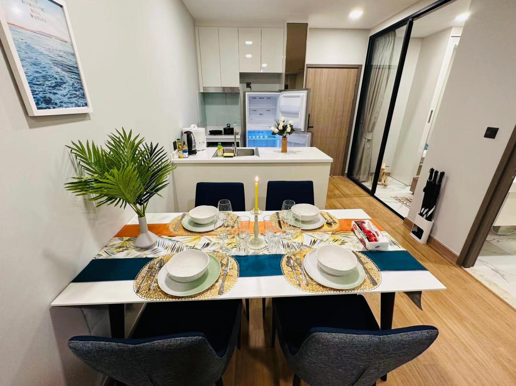 Astra Sky River Paronama Pool Luxury Changklan Apartment